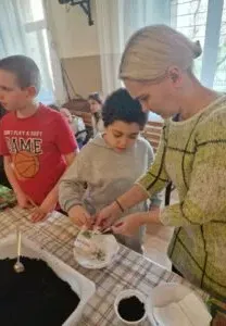 ZSS nr 90 - Warsztaty „Zakładamy ogródki klasowe”