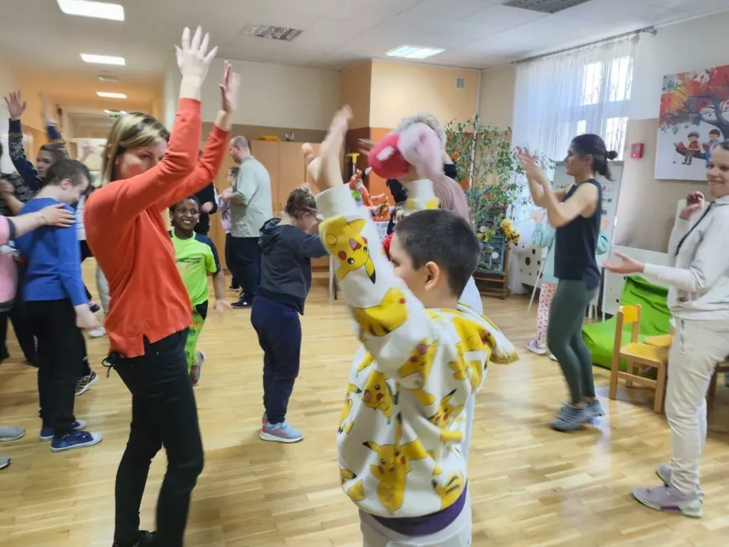 ZSS nr 90 - „Trzymaj formę!”