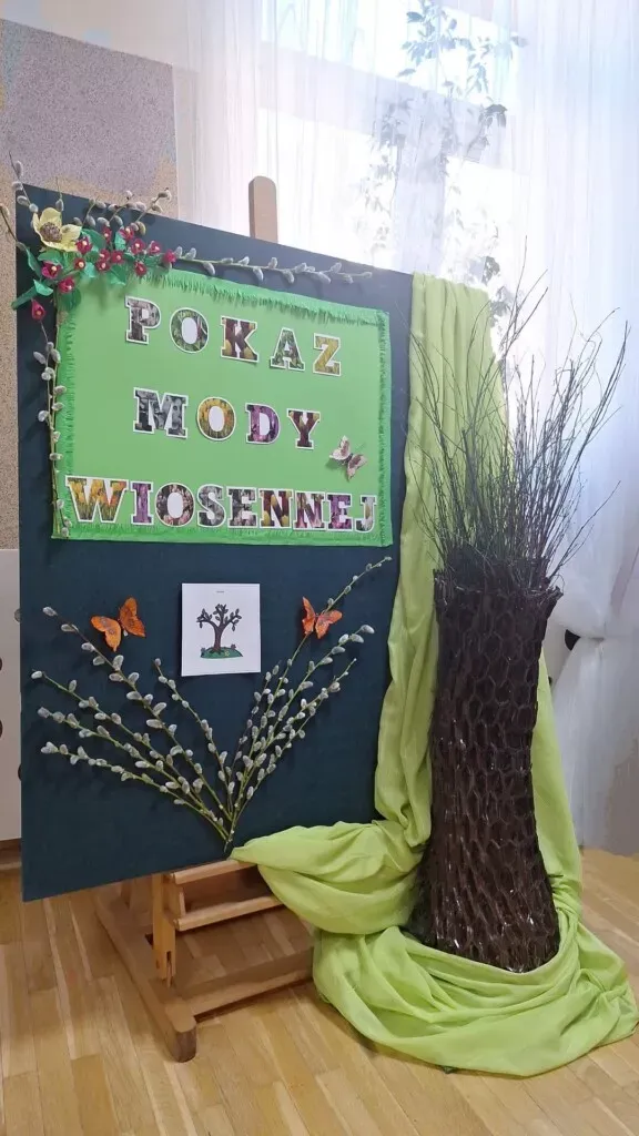 ZSS nr 90 - Pokaz Mody Wiosennej